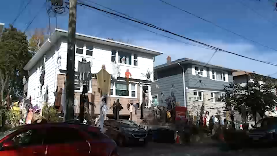Popular New Jersey Halloween display draws crowds, complaints
       — Batavia Community news
